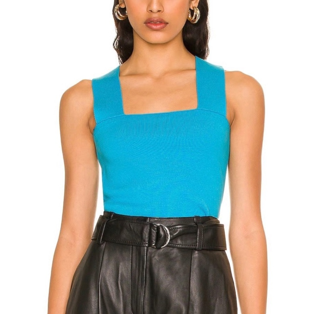 525 America Crop Criss Cross Tank in Bleu